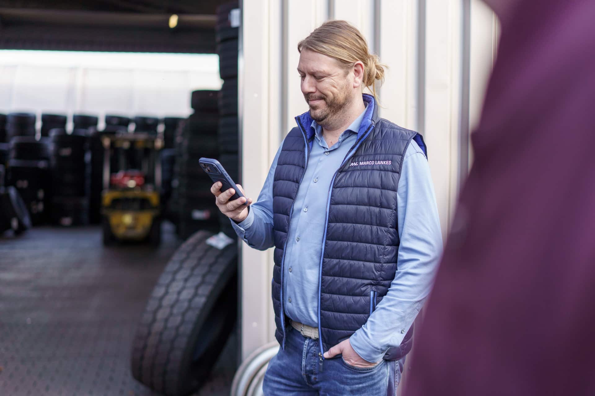 Marco Lankes – Ihr Profi für Nutzfahrzeugreifen Marco Lankes – Ihr Profi für Nutzfahrzeugreifen
